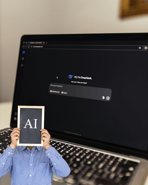 主页+解决方案页 ai